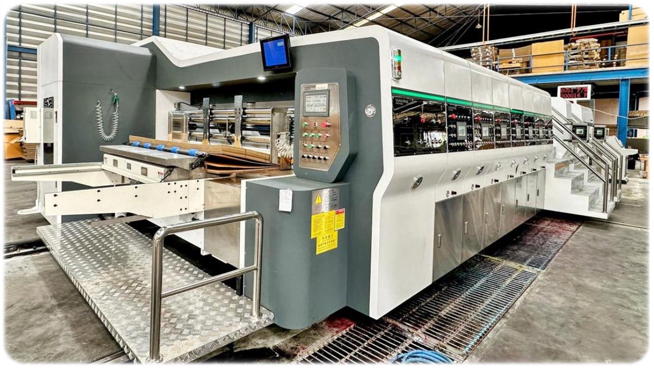 รับผลิตกล่องลูกฟูก พร้อมพิมพ์สกรีนลายหรือโลโก้ รับผลิตกล่องลูกฟูก พร้อมพิมพ์สกรีนลายหรือโลโก้